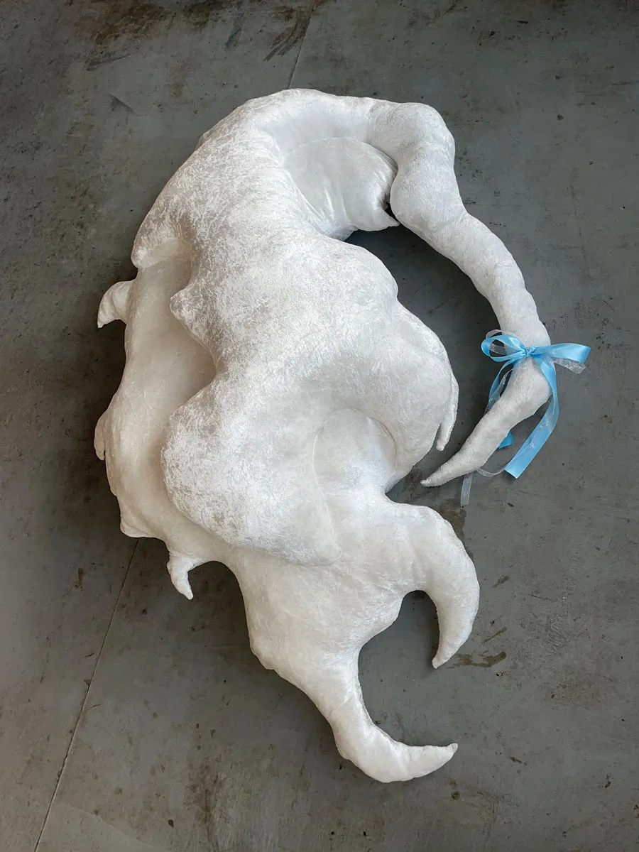Star-inspired guardian creature with soft points and gentle expression for peaceful sleep